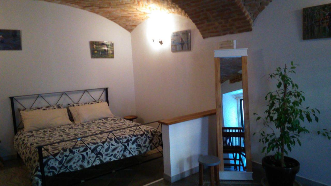 Отель Bed&Braja Vische Экстерьер фото